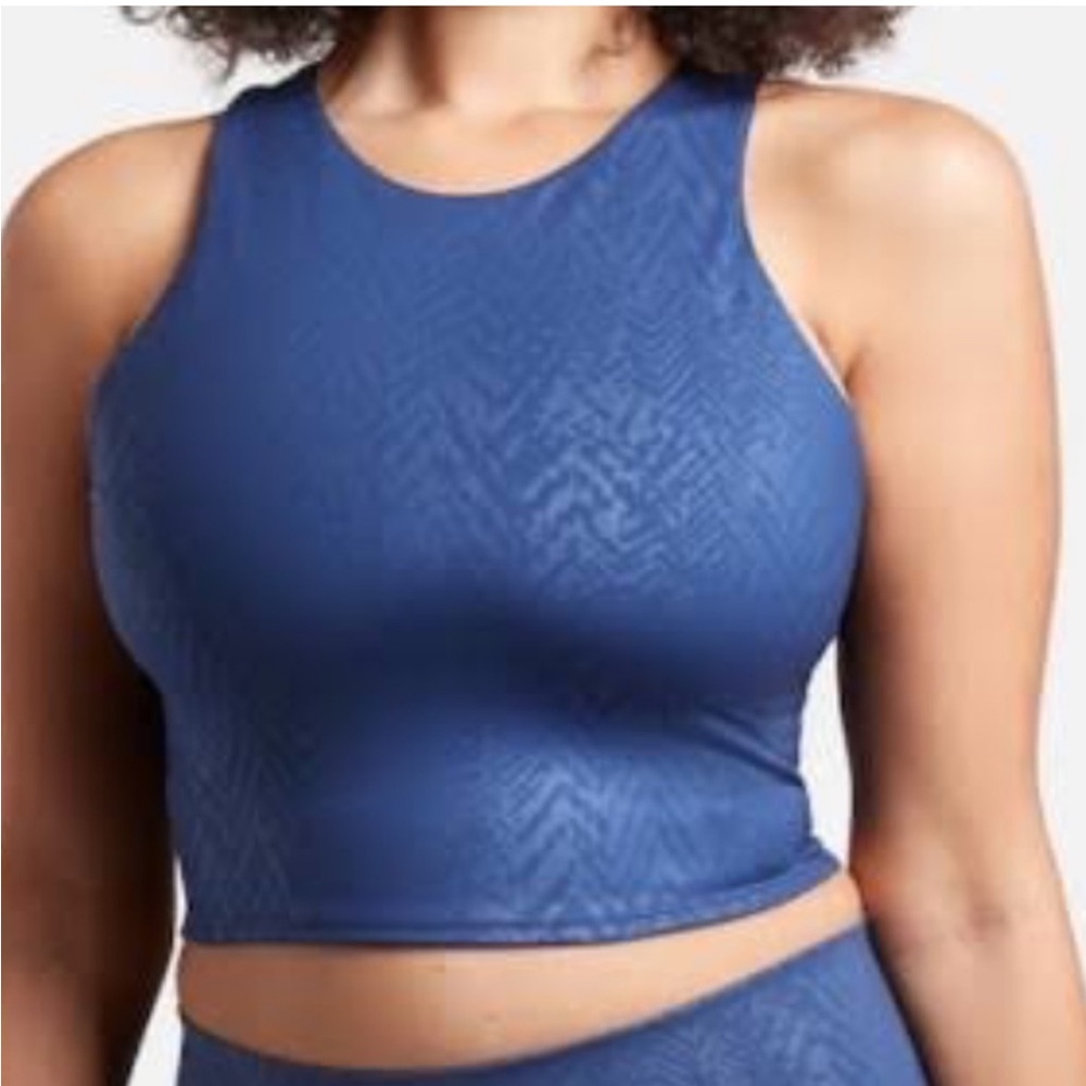 Athleta Conscious Crop - Size Medium D/DD
